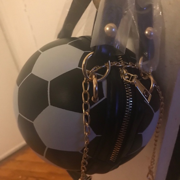 Basketball Handbag - Picture 2 of 3
